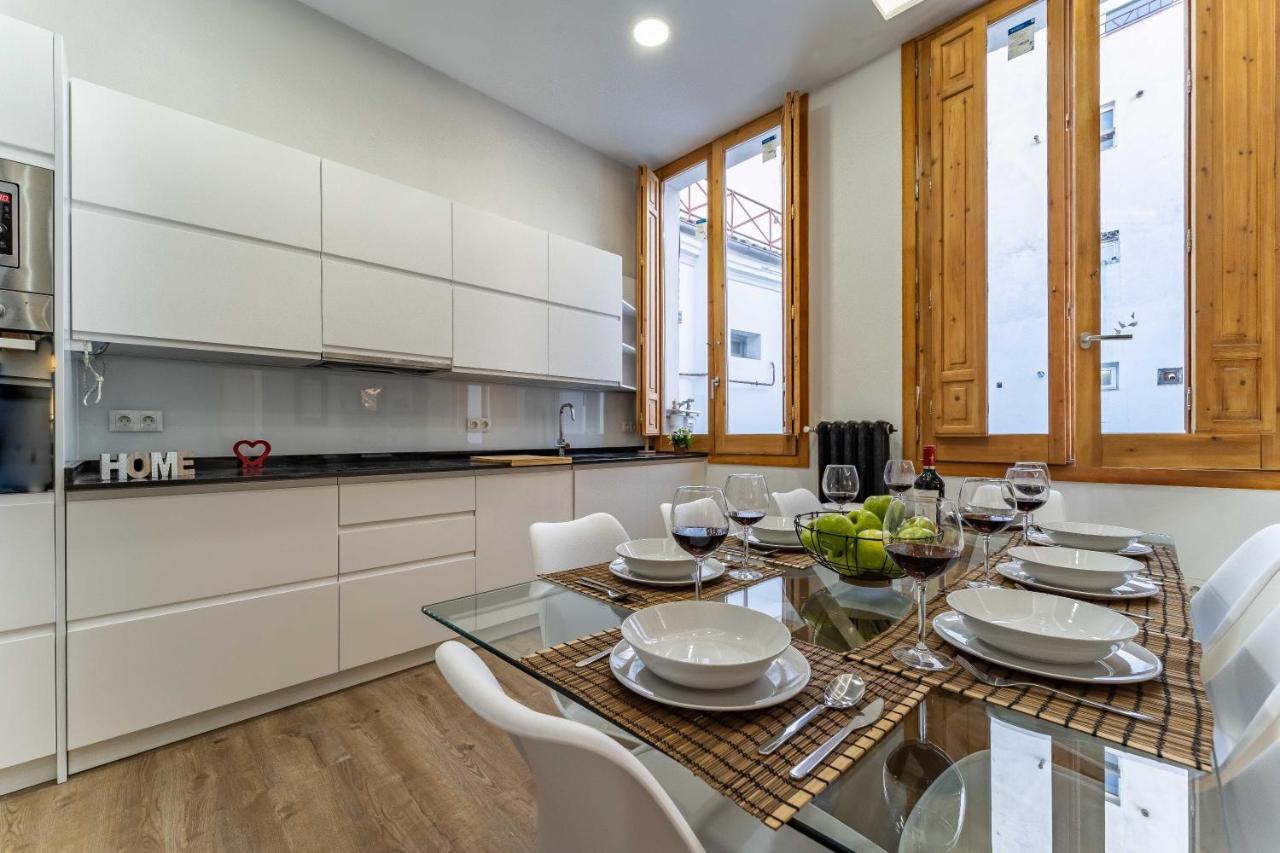 Exclusive Luxury Apartment In Central Madrid Exteriör bild