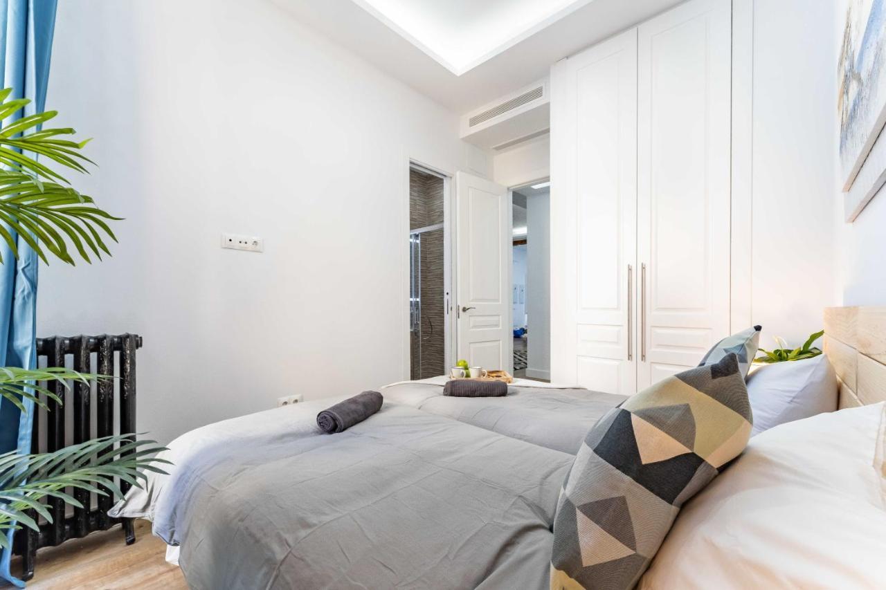 Exclusive Luxury Apartment In Central Madrid Exteriör bild