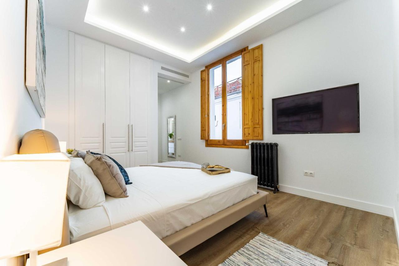 Exclusive Luxury Apartment In Central Madrid Exteriör bild