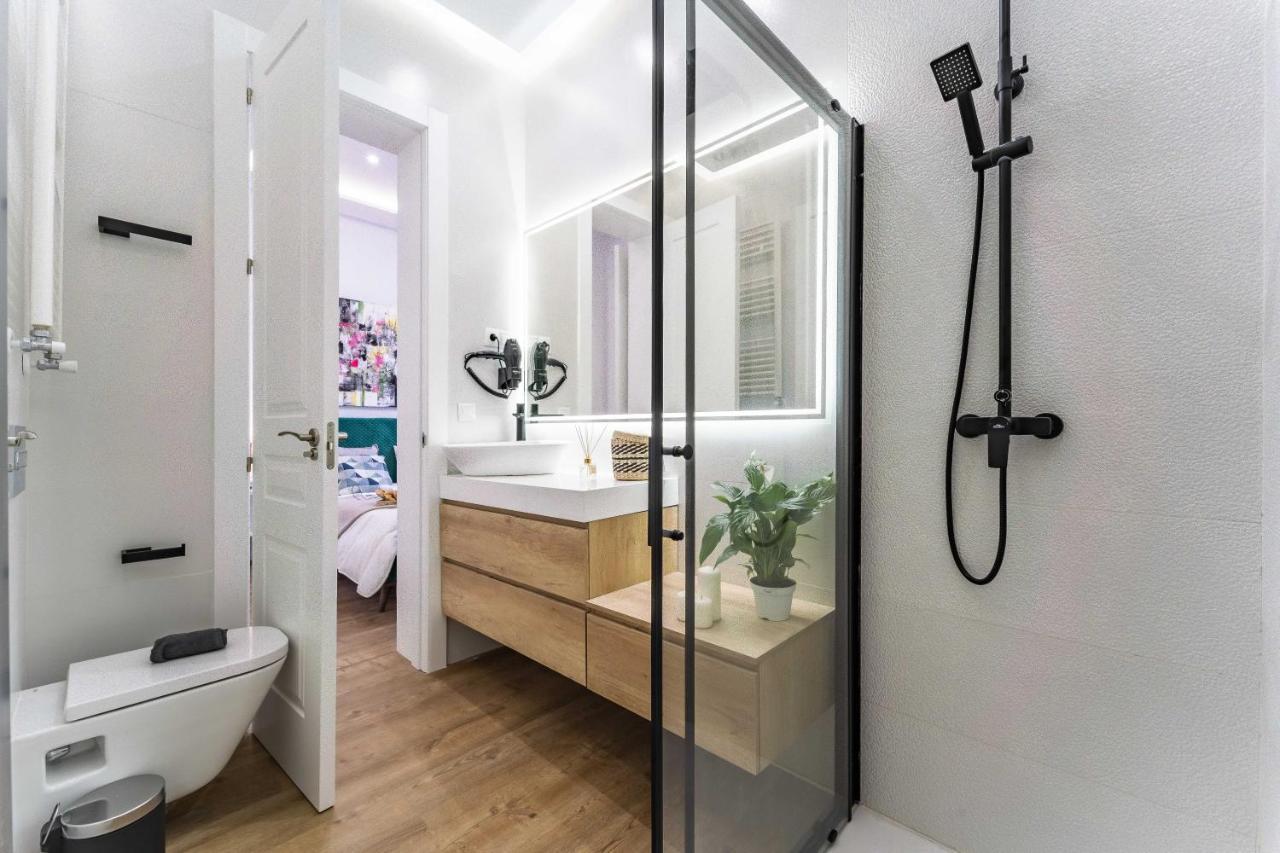 Exclusive Luxury Apartment In Central Madrid Exteriör bild